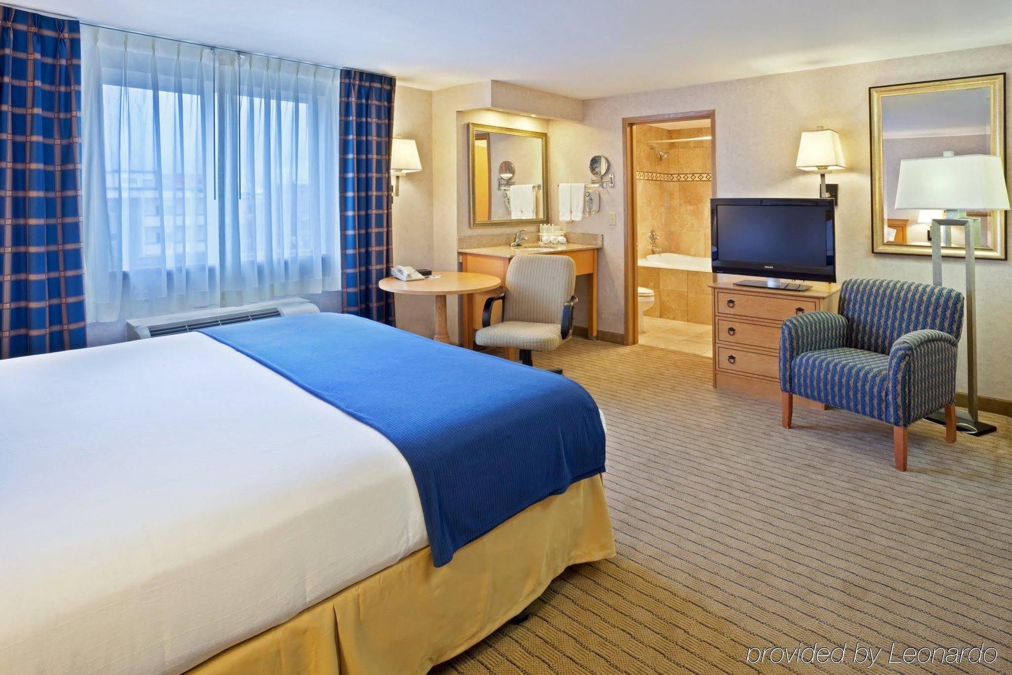 Holiday Inn Express & Suites Seattle - City Center Экстерьер фото
